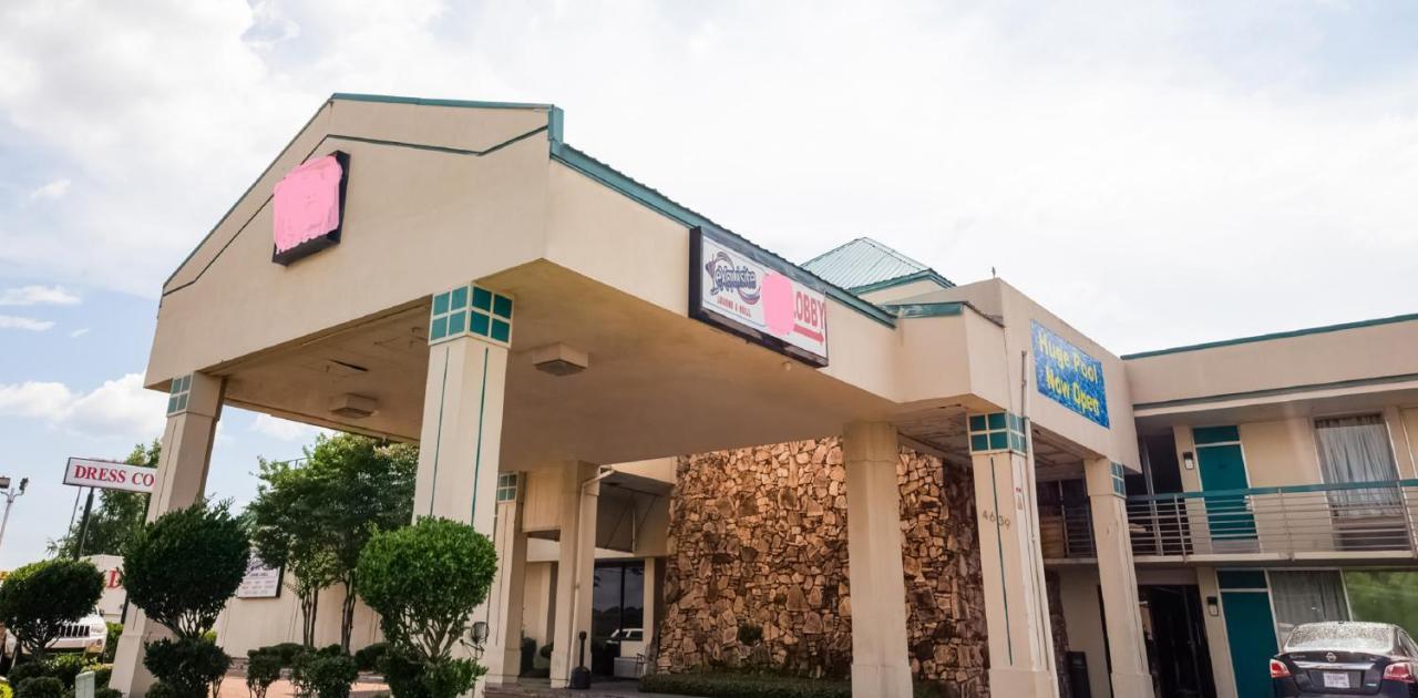 Oyo Hotel O Jackson I-55 North מראה חיצוני תמונה