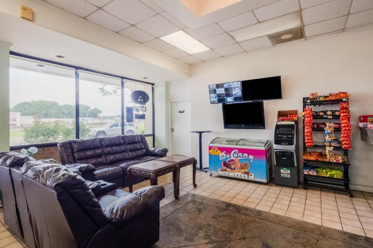 Oyo Hotel O Jackson I-55 North מראה חיצוני תמונה