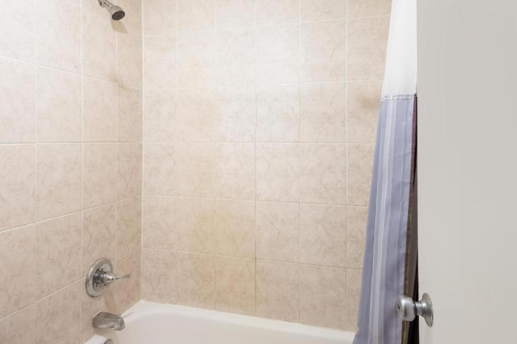 Oyo Hotel O Jackson I-55 North מראה חיצוני תמונה